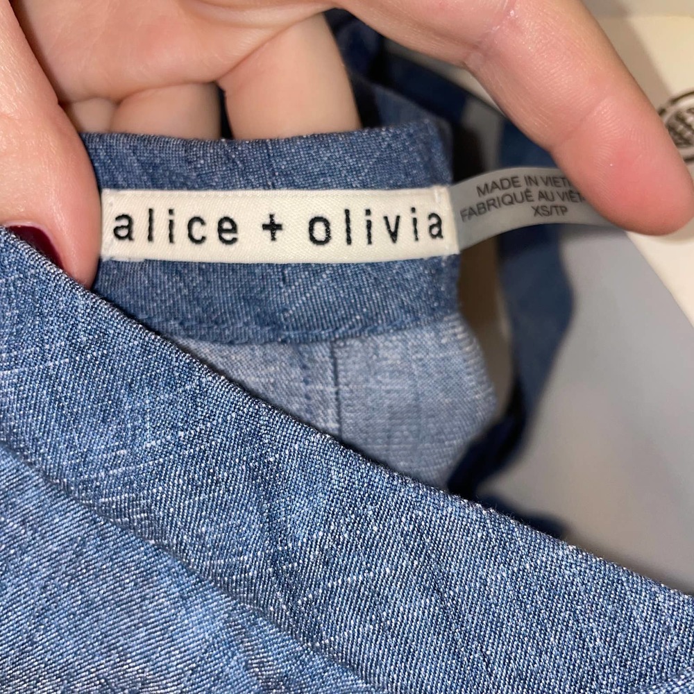 Alice + Olivia Alexia Off-Shoulder Halter Tie Ruffle Top Chambray Mini Dress XS. - Picture 8 of 8